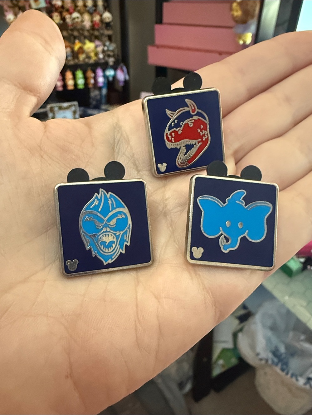 Attraction Icons Hidden Mickey pins 2017 Everest Dumbo Dinosaur